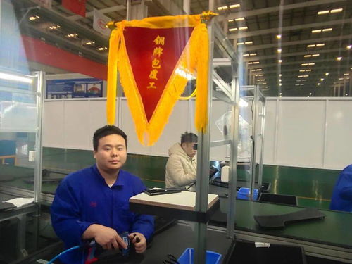 長沙制造部裝配車間包覆技能標(biāo)兵評比活動與新材料技術(shù)推廣服務(wù)